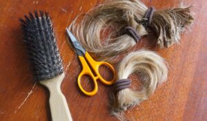 In-Home Senior Hairdresser Montreal