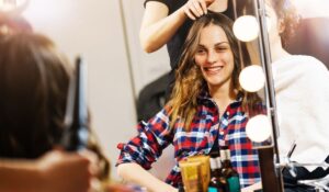 In-Home Senior Hairdresser Montreal