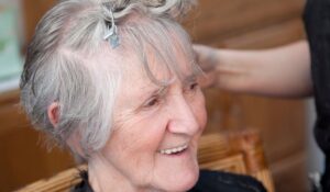 Mobile Senior Hair Care Montreal