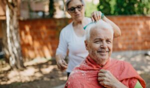 Senior Haircutting At Home Montreal