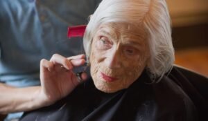 Senior Mobile Beauty Services Montreal