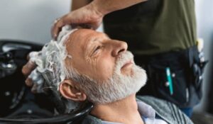 Senior-Friendly Hairstyling Montreal