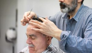 Senior Haircuts At Home Montreal